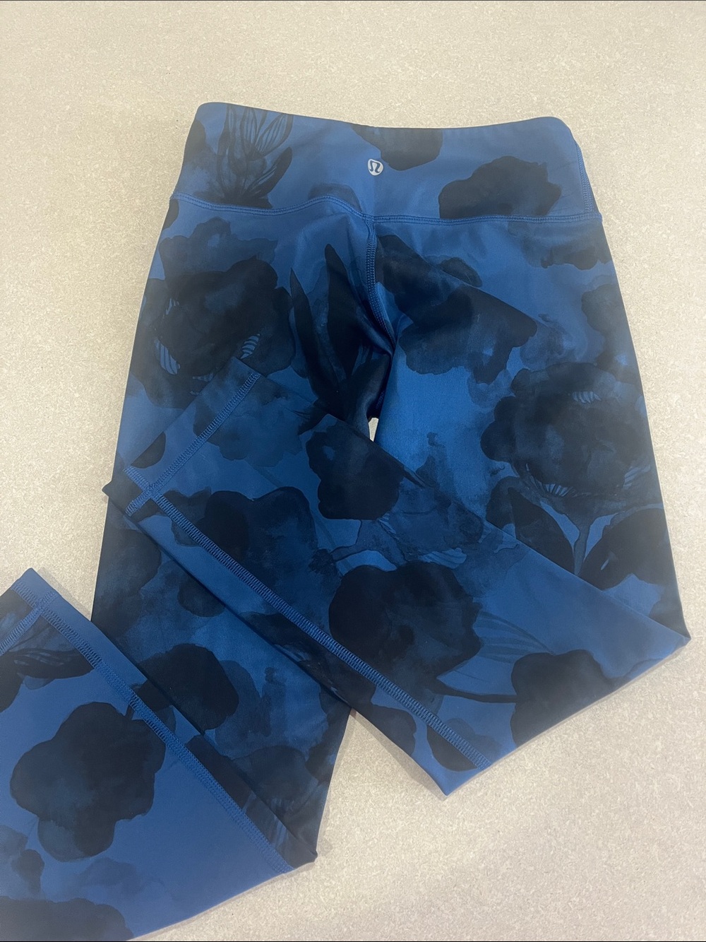 lululemon athletica Navy and Black Floral crop Leggings